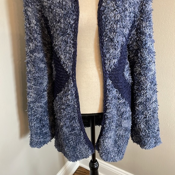 Hand made sweater cardigan - Picture 3 of 7